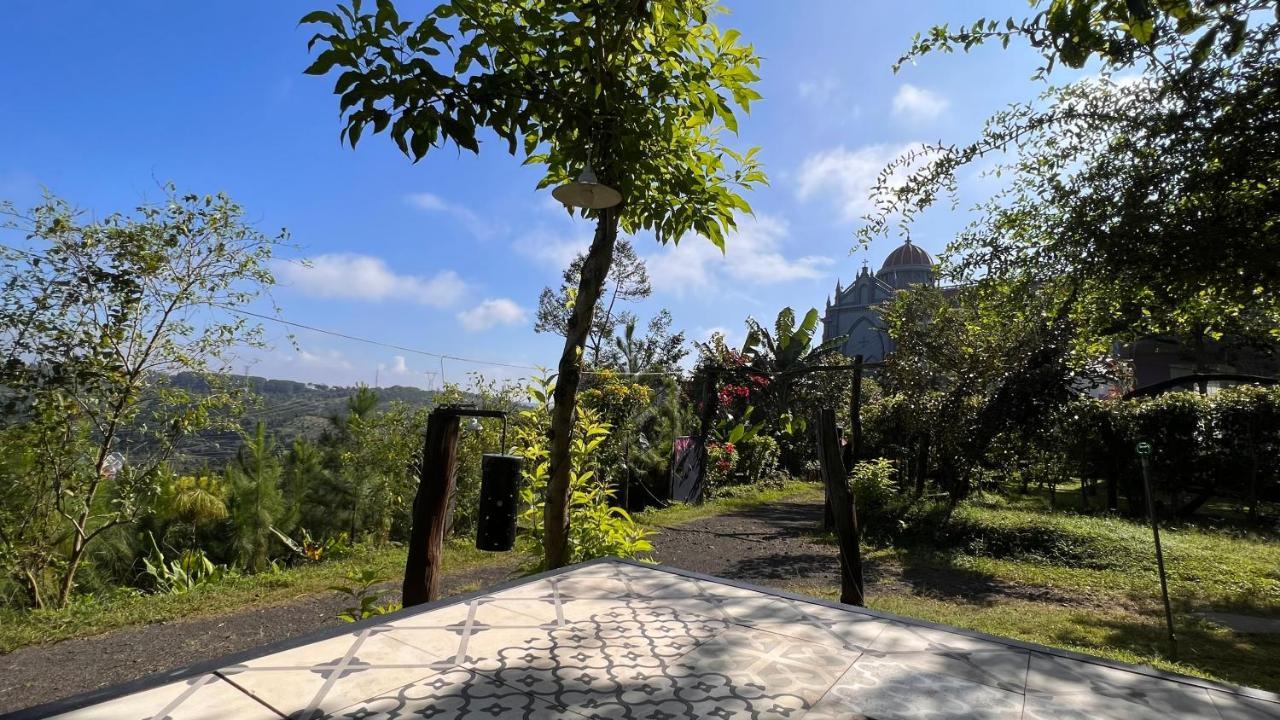 Villa Megarden Daknong Gia Nghĩa Esterno foto